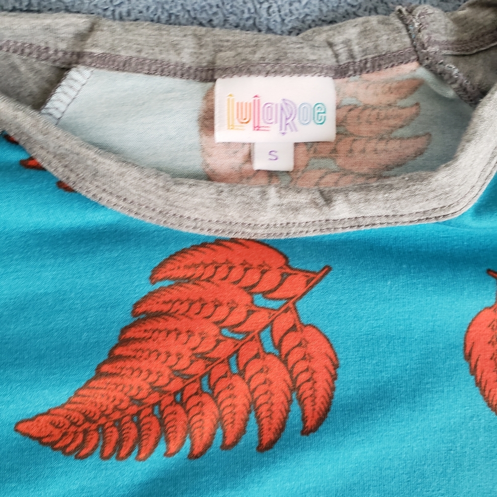 LulaRoe - Picture 3 of 3